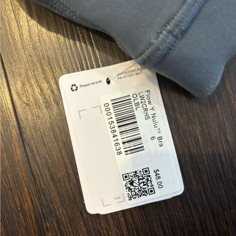 *NWT* Lululemon Charcoal Sports Bra - Picture 5 of 5